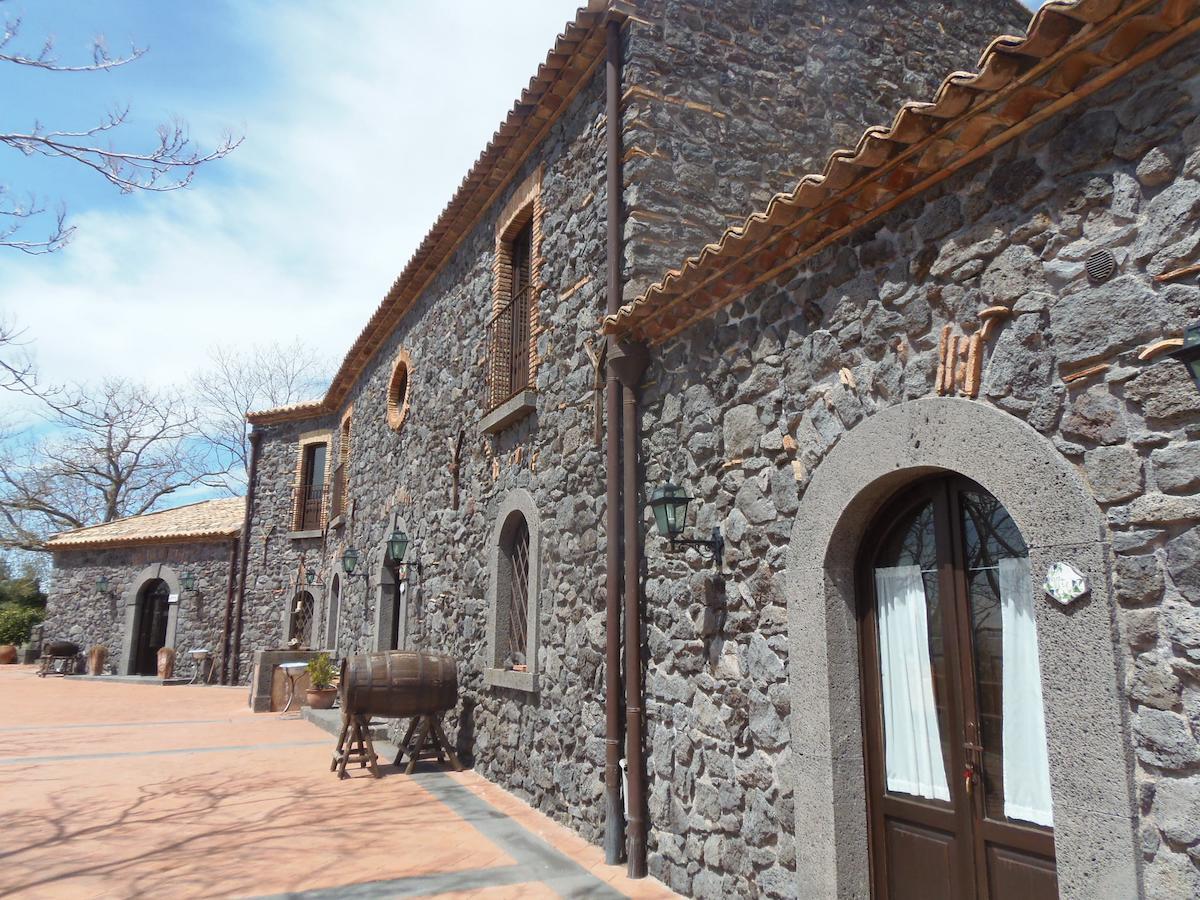 Le Cisterne Dell'Etna Hotel Calcerana-Marina Kültér fotó