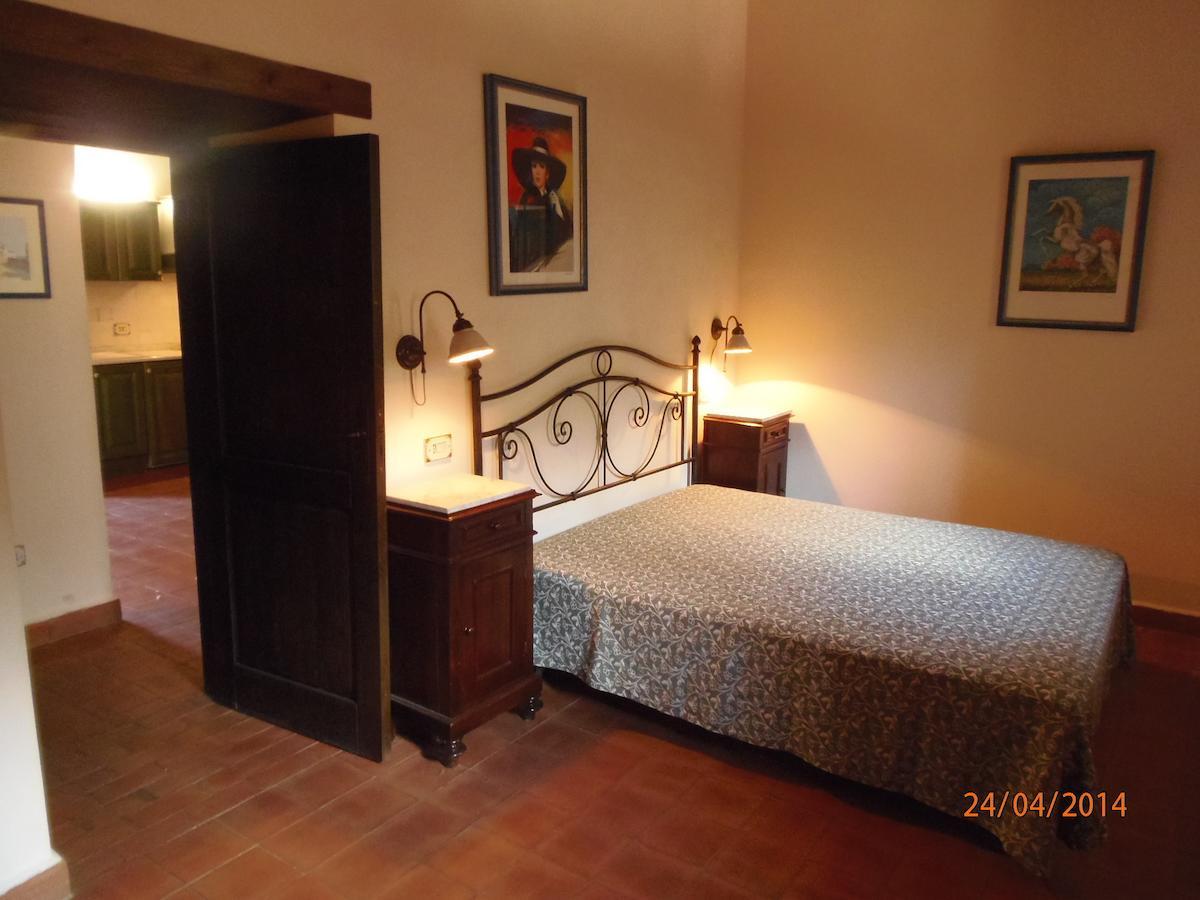 Le Cisterne Dell'Etna Hotel Calcerana-Marina Szoba fotó