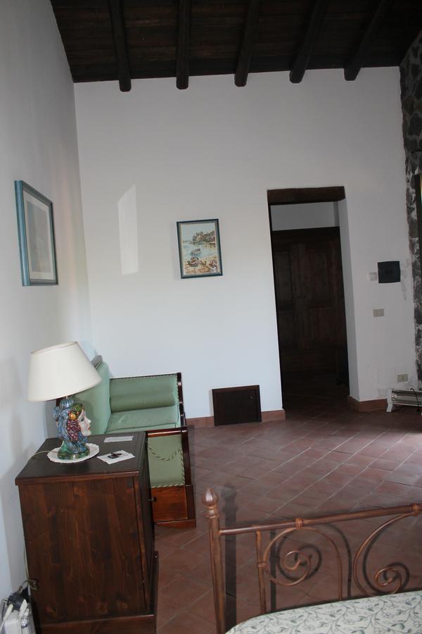 Le Cisterne Dell'Etna Hotel Calcerana-Marina Kültér fotó