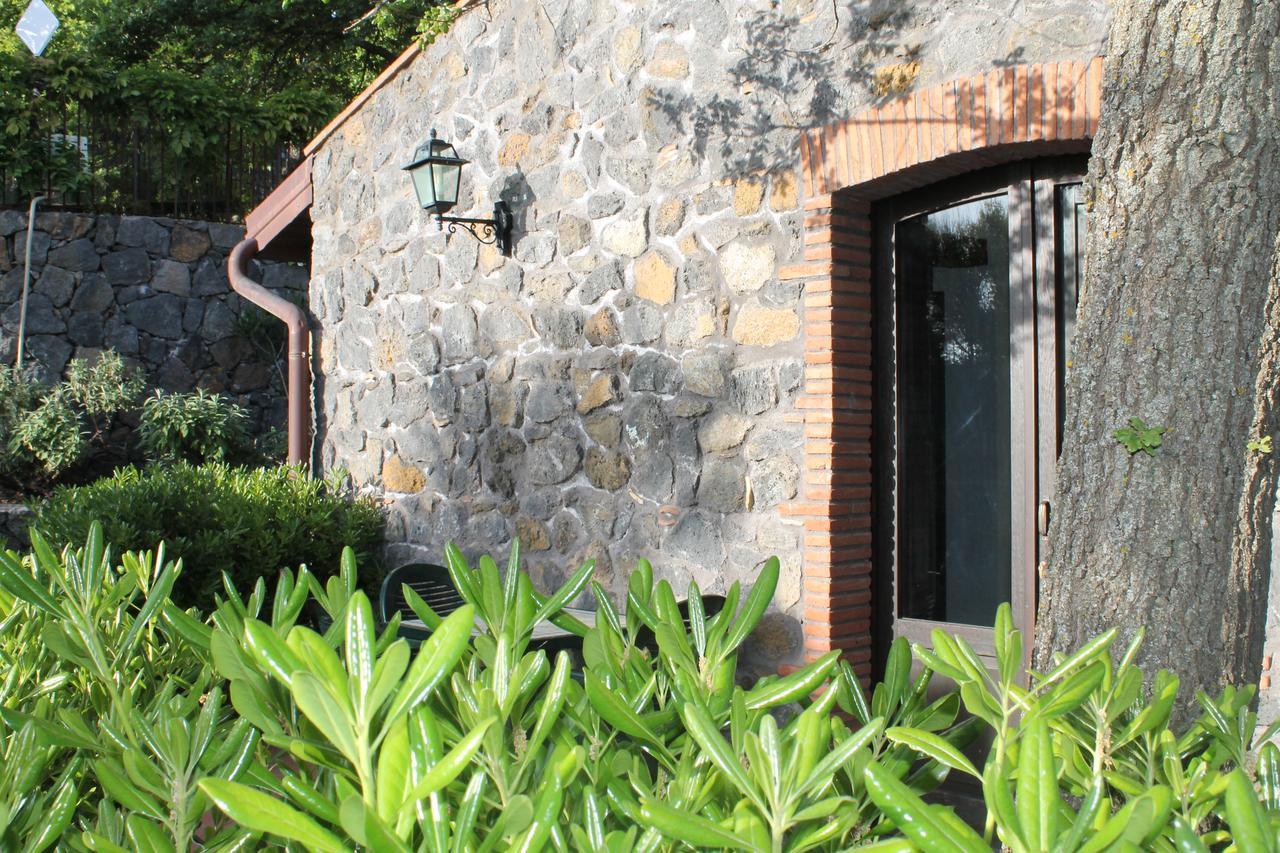 Le Cisterne Dell'Etna Hotel Calcerana-Marina Kültér fotó