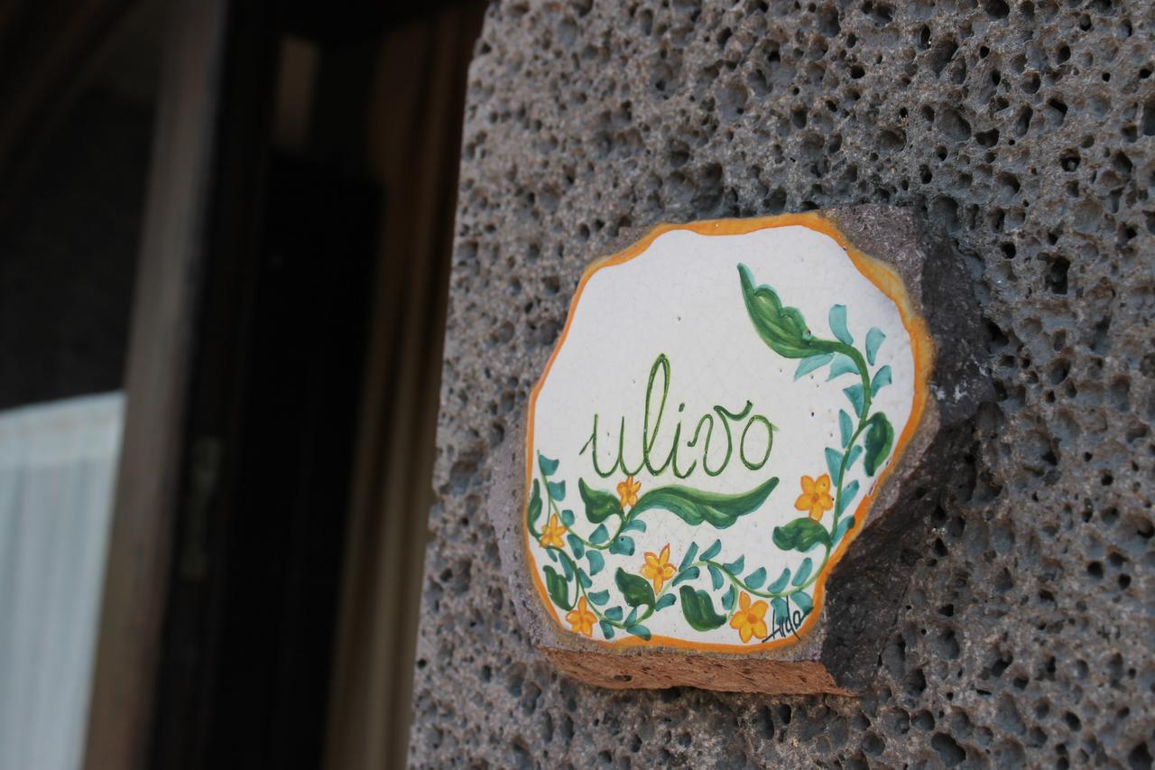 Le Cisterne Dell'Etna Hotel Calcerana-Marina Kültér fotó