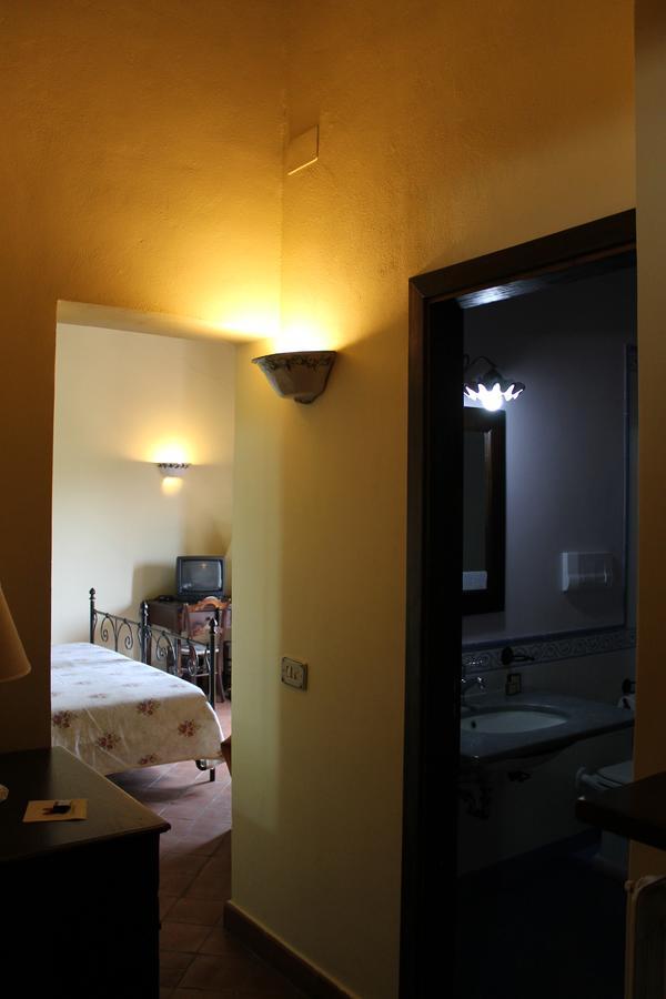 Le Cisterne Dell'Etna Hotel Calcerana-Marina Kültér fotó